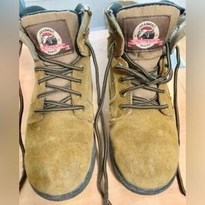 Brahma mens boots shoes size 7W suede leather new condition